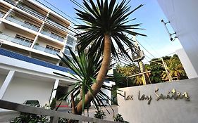 Lae Lay Suites Hotel